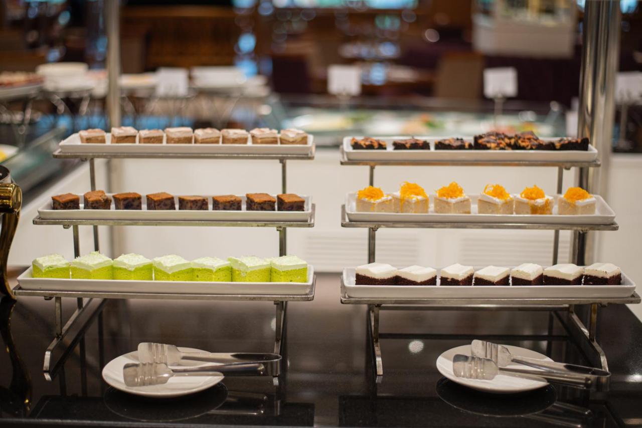 فندق إمبريس بريمير تشيانج ماي شيانغ ماي المظهر الخارجي الصورة A dessert buffet