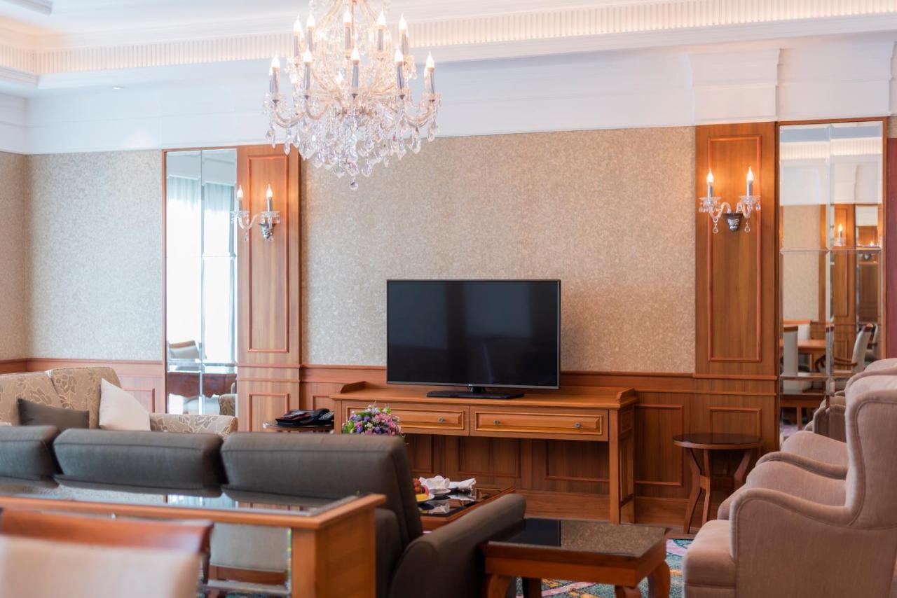 فندق إمبريس بريمير تشيانج ماي شيانغ ماي المظهر الخارجي الصورة A living room in a condominium