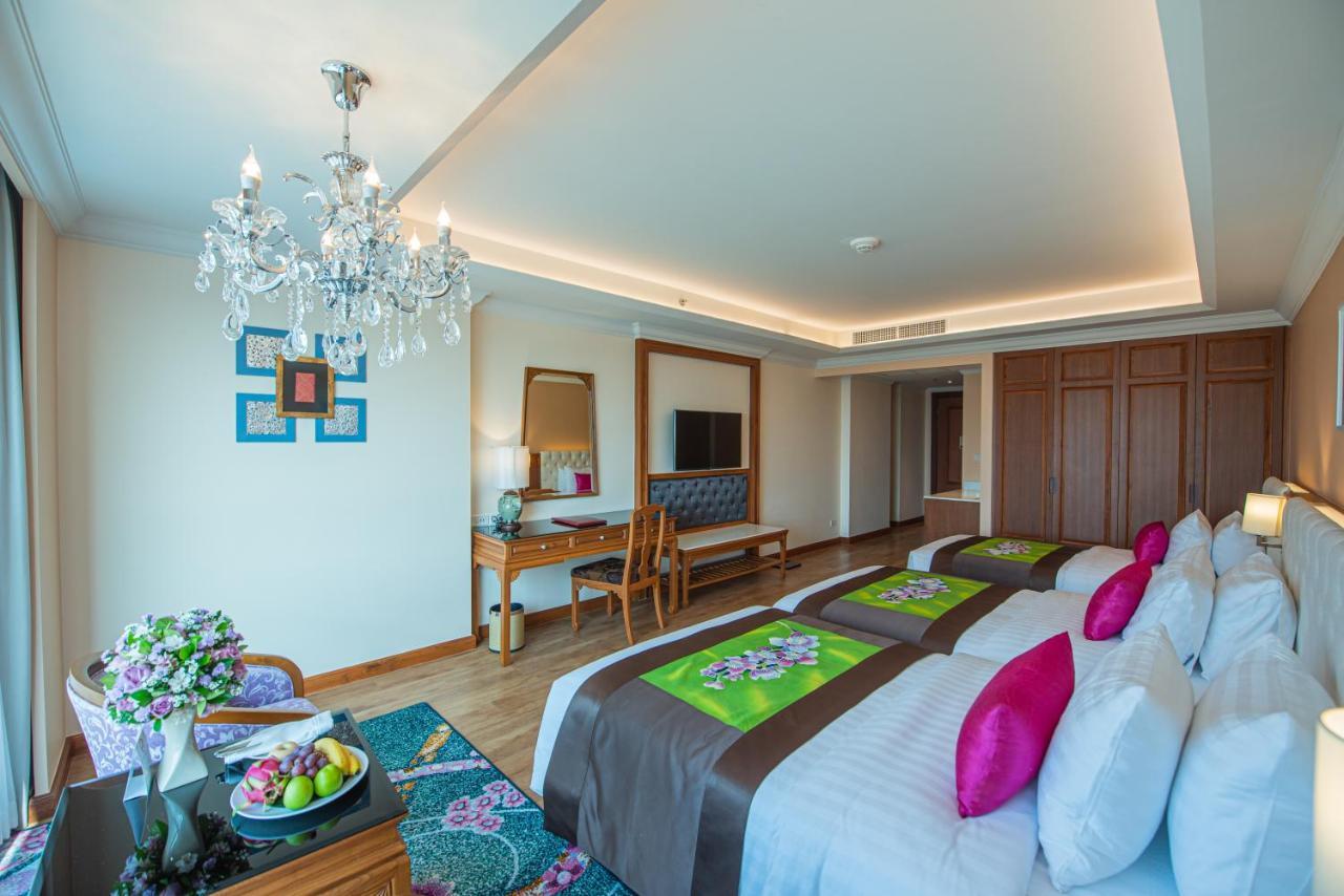 فندق إمبريس بريمير تشيانج ماي شيانغ ماي المظهر الخارجي الصورة Deluxe Suite