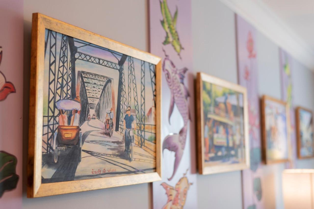 فندق إمبريس بريمير تشيانج ماي شيانغ ماي المظهر الخارجي الصورة Artwork by local artists